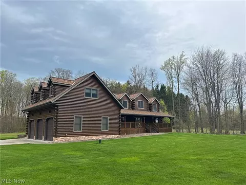 13960 Ravenna Rd, Newbury, OH 44065