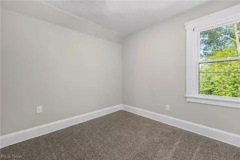 124 Longford Ave, Elyria, OH 44035 photo 24