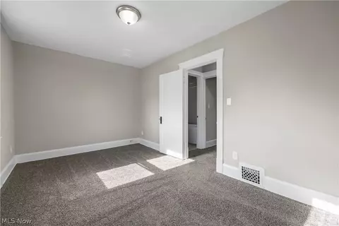 124 Longford Ave, Elyria, OH 44035 photo 32