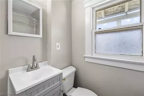 124 Longford Ave, Elyria, OH 44035 photo 28