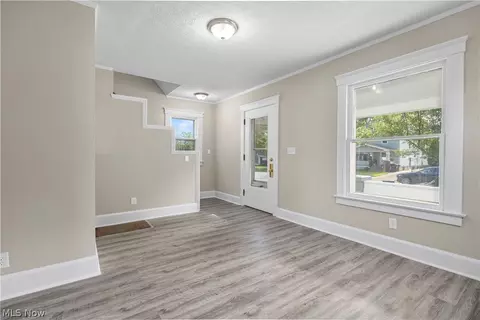 124 Longford Ave, Elyria, OH 44035 photo 9