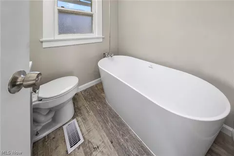 124 Longford Ave, Elyria, OH 44035 photo 27