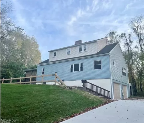 1781 Grace Rd, Akron, OH 44312