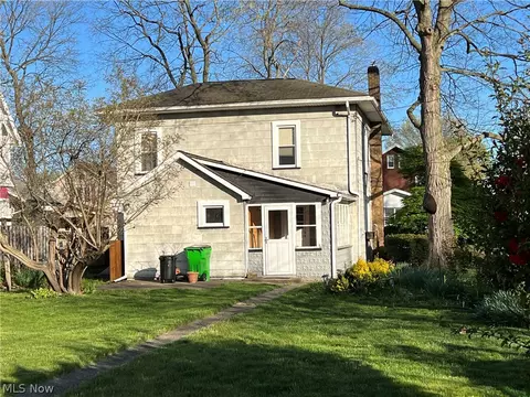 435 E 2nd St, Dover, OH 44622 photo 21