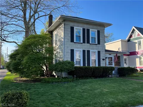 435 E 2nd St, Dover, OH 44622 photo 23
