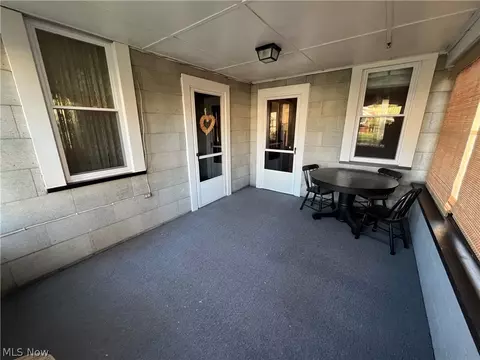 435 E 2nd St, Dover, OH 44622 photo 9