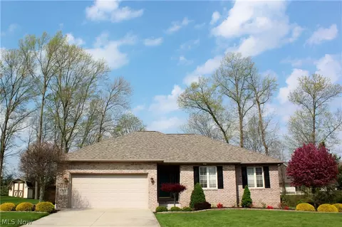 6564 Pacifica Dr, Poland, OH 44514