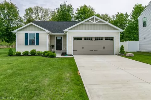 1446 Elizabeth Blvd, Painesville, OH 44077