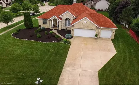 7642 Wilton Ln, North Royalton, OH 44133
