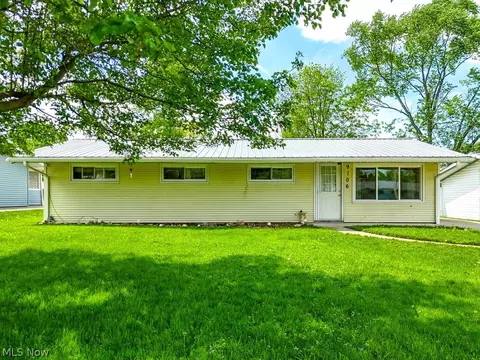 9106 Coventry Dr, Northfield, OH 44067