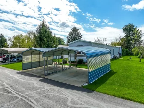 5852 Cleveland Rd #116, Wooster, OH 44691