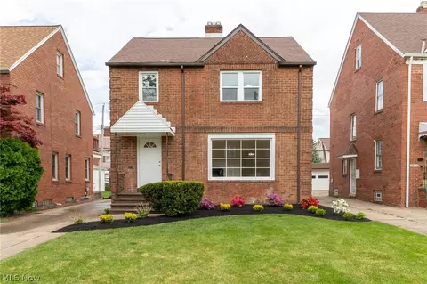 3615 Bainbridge Rd, Cleveland Heights, OH 44118