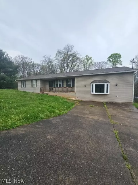 12003 Emerson Ave, Parkersburg, WV 26104