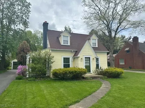 317 Ewing Rd, Boardman, OH 44512