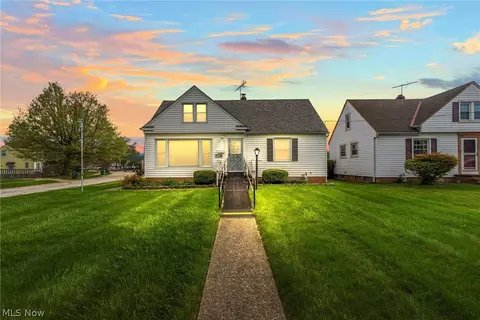 709 Bayridge Blvd, Willowick, OH 44095