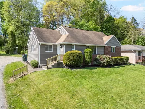 1300 34th St NW, Canton, OH 44709