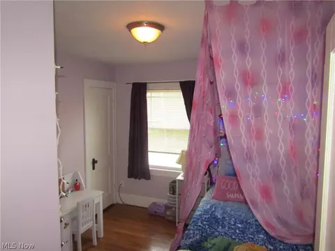 Bedroom - 403 Beech St, Berea, OH 44017 photo 4 of 4
