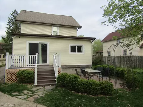 Exterior - 403 Beech St, Berea, OH 44017 photo 7 of 7