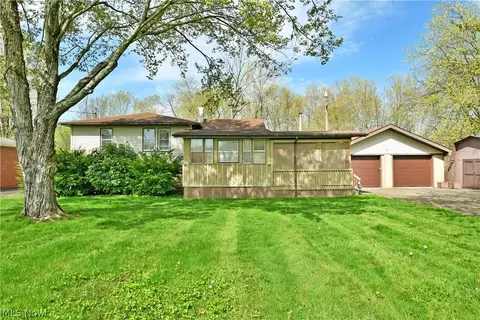 2709 Mccleary Jacoby Rd, Cortland, OH 44410