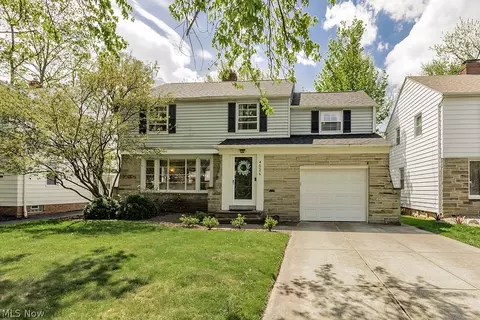 4526 Birchwold Rd, South Euclid, OH 44121