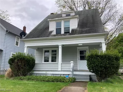 428 Palm Ave, Akron, OH 44301