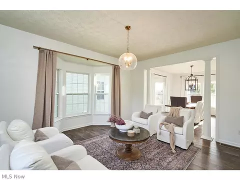 302 Alexander Ct, Copley, OH 44321 photo 5