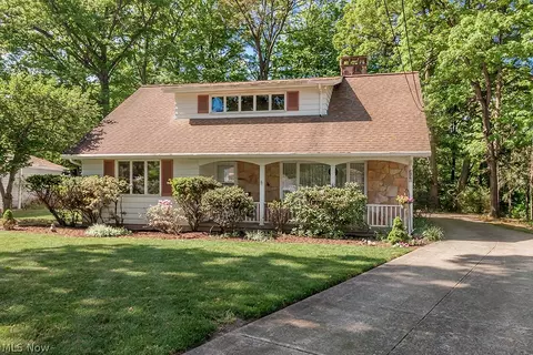 356 Dumbarton Blvd, Richmond Heights, OH 44143