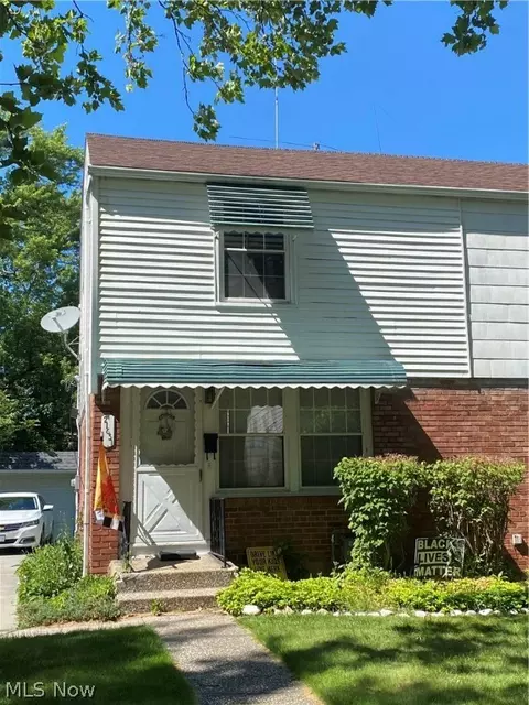 21651 Crystal Ave, Euclid, OH 44123