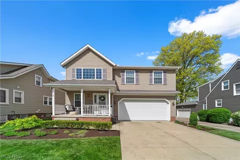1266 Belrose Rd, Mayfield Heights, OH 44124