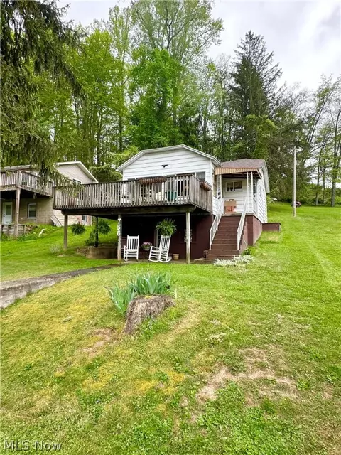 756 Crystal Lake Rd, West Union, WV 26456