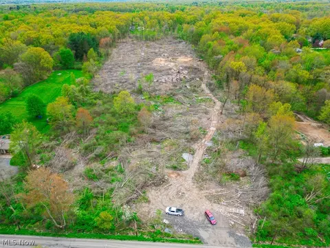 Tibbetts Wick Road, Girard, OH 44420
