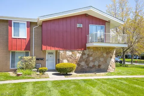 27651 Mills Ave #N, Euclid, OH 44132