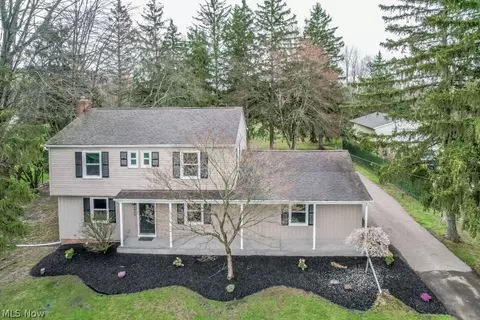 2930 Laurel Rd, Brunswick, OH 44212
