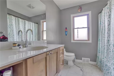 Bath - 11180 Aaron Dr, Parma, OH 44130 photo 1 of 1