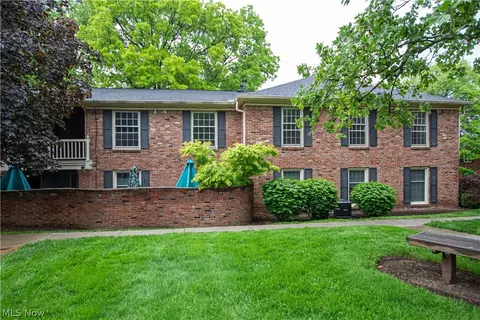 1265 Wednesbury Cir #4B, Akron, OH 44313