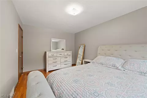 Bedroom - 3224 Bowmen Ln, Parma, OH 44134 photo 1 of 8