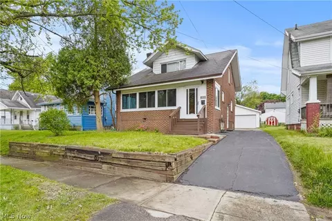688 Ranney St, Akron, OH 44310