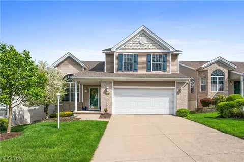 8260 Montridge Ct, North Royalton, OH 44133