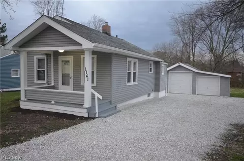 1141 Tallmadge Rd, Cuyahoga Falls, OH 44221