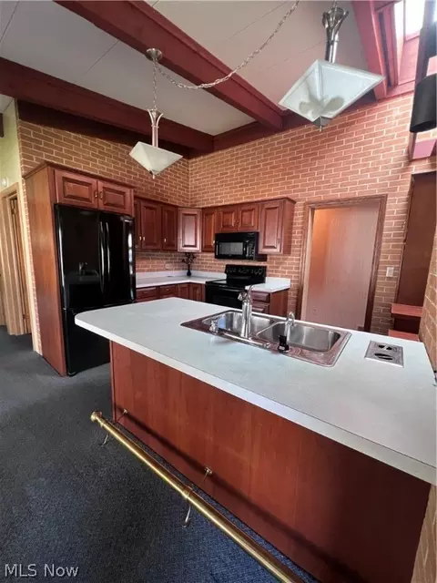Kitchen - 500 E Iron Ave, Dover, OH 44622 photo 3 of 4