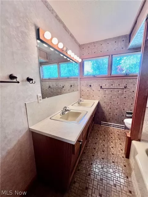 Bath - 500 E Iron Ave, Dover, OH 44622 photo 1 of 2