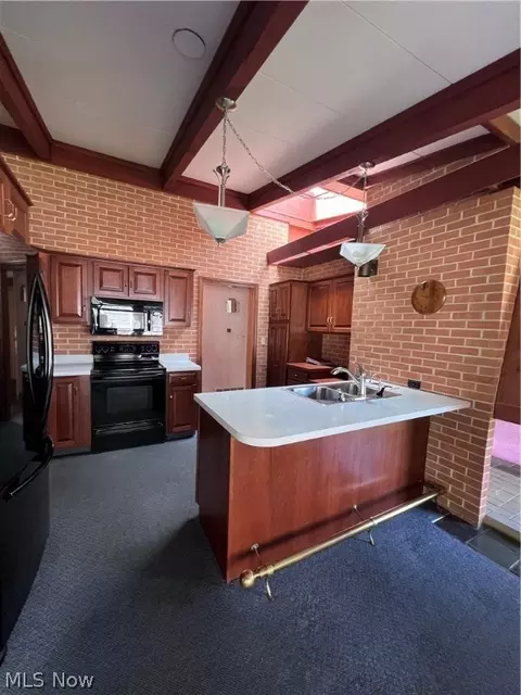 Kitchen - 500 E Iron Ave, Dover, OH 44622 photo 4 of 4