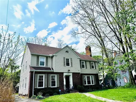 1366 Cleveland Heights Blvd, Cleveland Heights, OH 44121