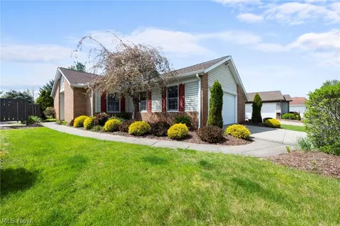 4048 Irvine Oval, Medina, OH 44256