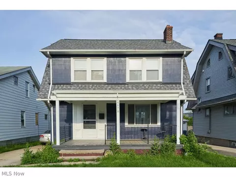 4878 E 95th St, Garfield Heights, OH 44125