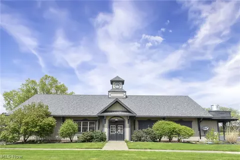 700 Hayes St, Lagrange, OH 44050 photo 11