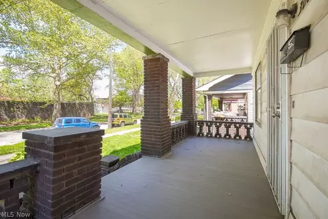 3003 E 63rd St, Cleveland, OH 44127 photo 4