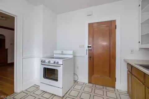 3003 E 63rd St, Cleveland, OH 44127 photo 19