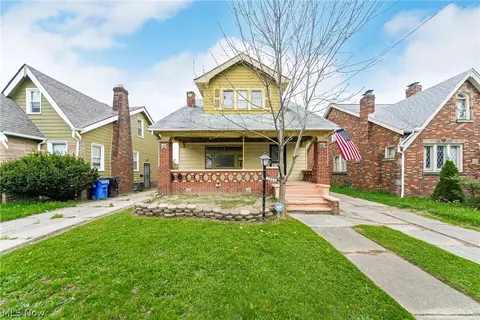 3948 E 154th St, Cleveland, OH 44128