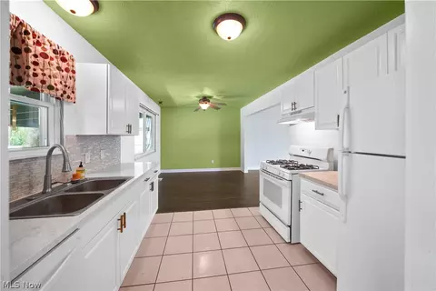 Kitchen - 9888 Belden Dr, Windham, OH 44288 photo 3 of 3